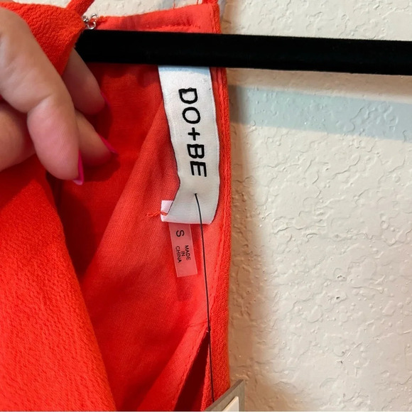 Do + Be cold shoulder tank top - Picture 4 of 6